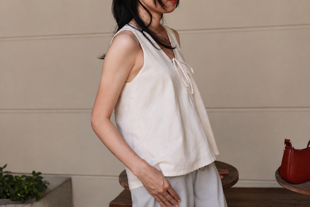 Margot Tie-Front V-Neck Top - Ivory